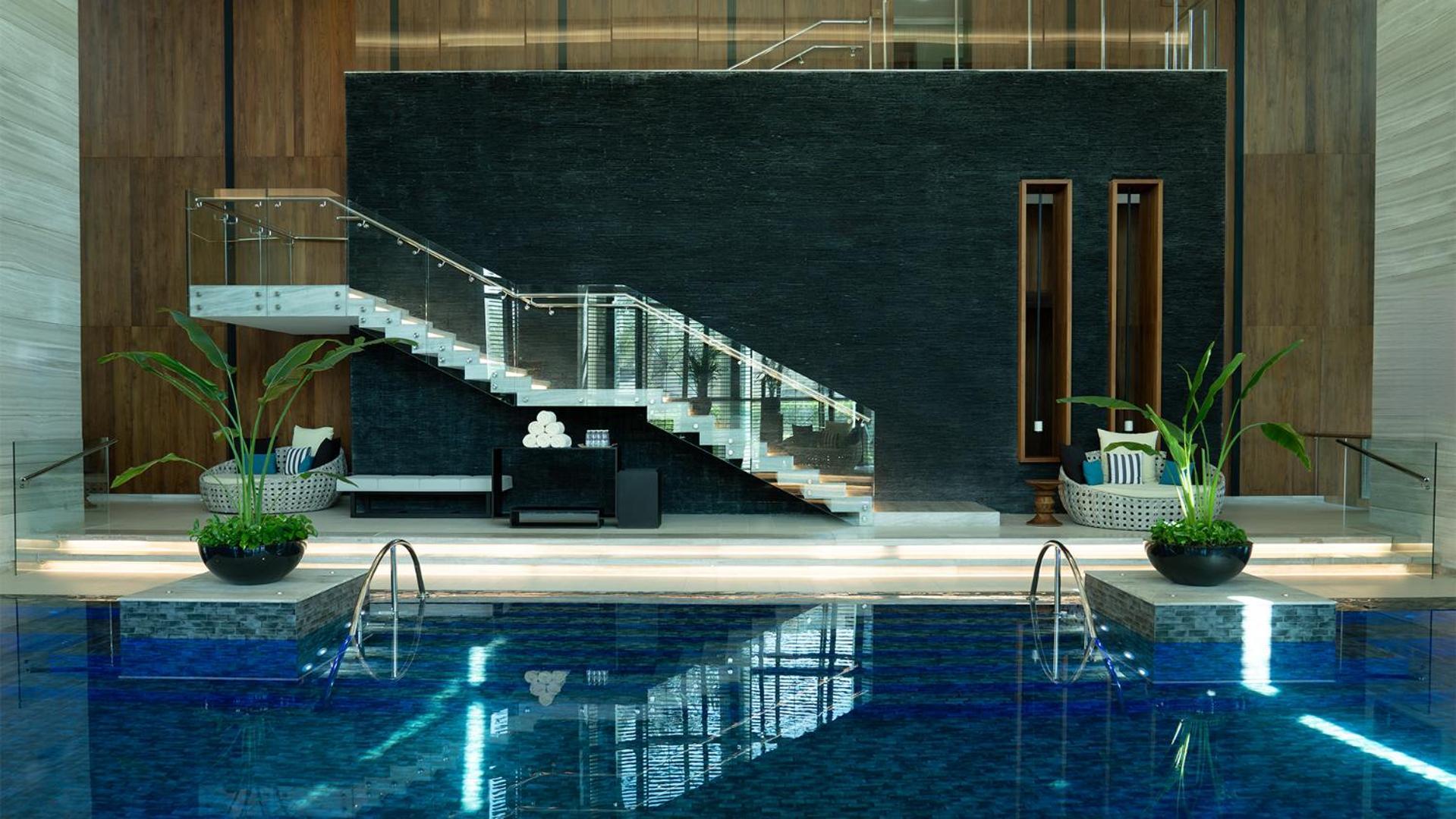 Fairmont Riade Exterior foto The pool at the hotel